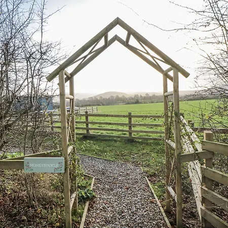 Honeysuckle Hut, Potto Grange Farm Northallerton